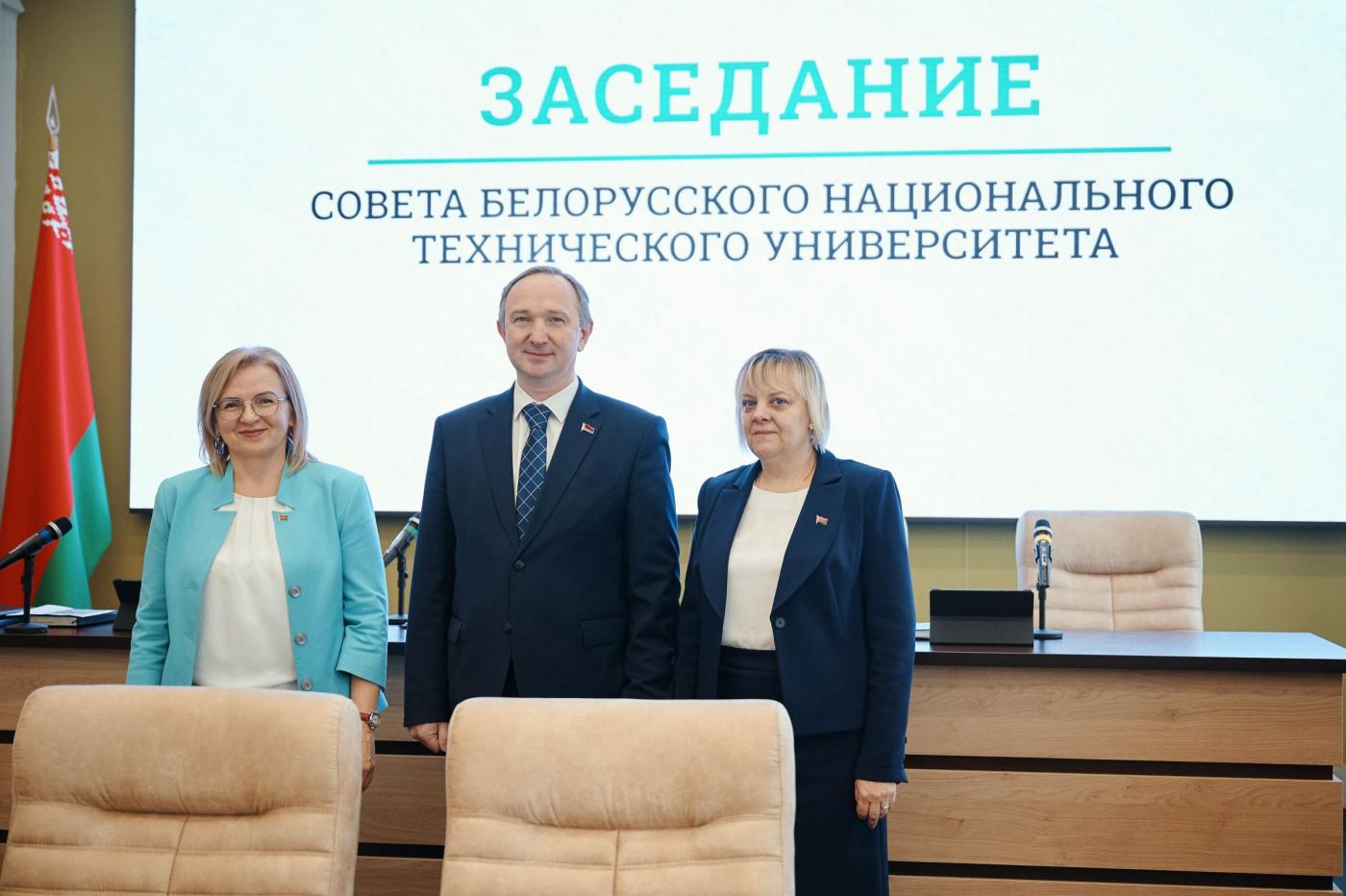 Подписание соглашений с учреждениями общего среднего образования
